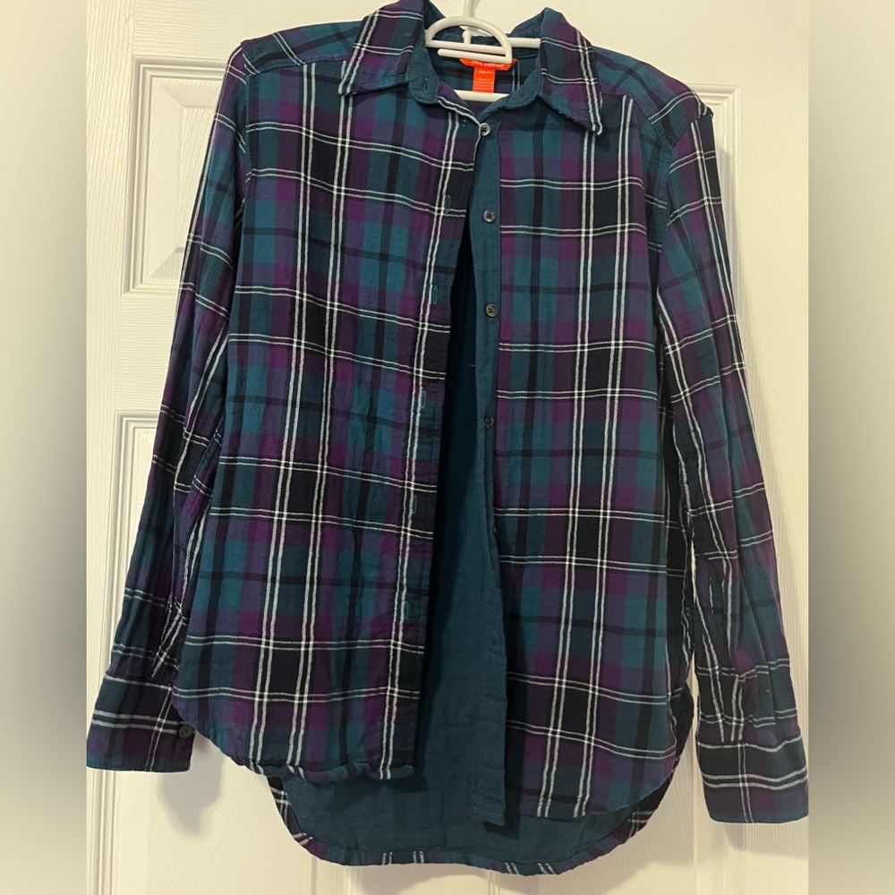 Joe Fresh plaid button up shirt- in excellent condition!